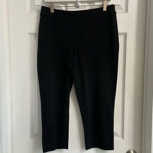 SoCa St John Capri Pants Size 10 Black Stretch Knit Pull On Pants
